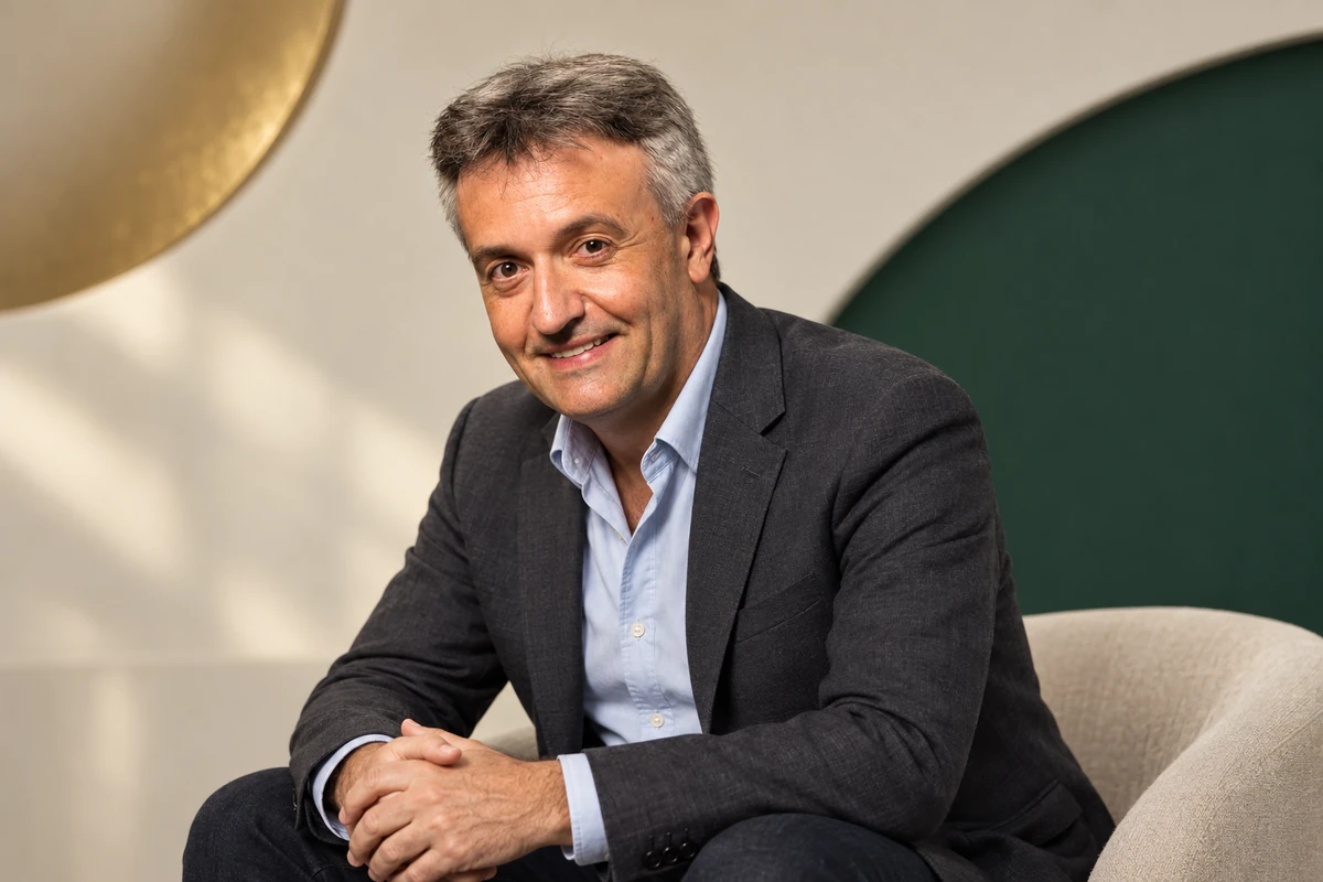 Portrait éditorial généré de Christophe Fourtet