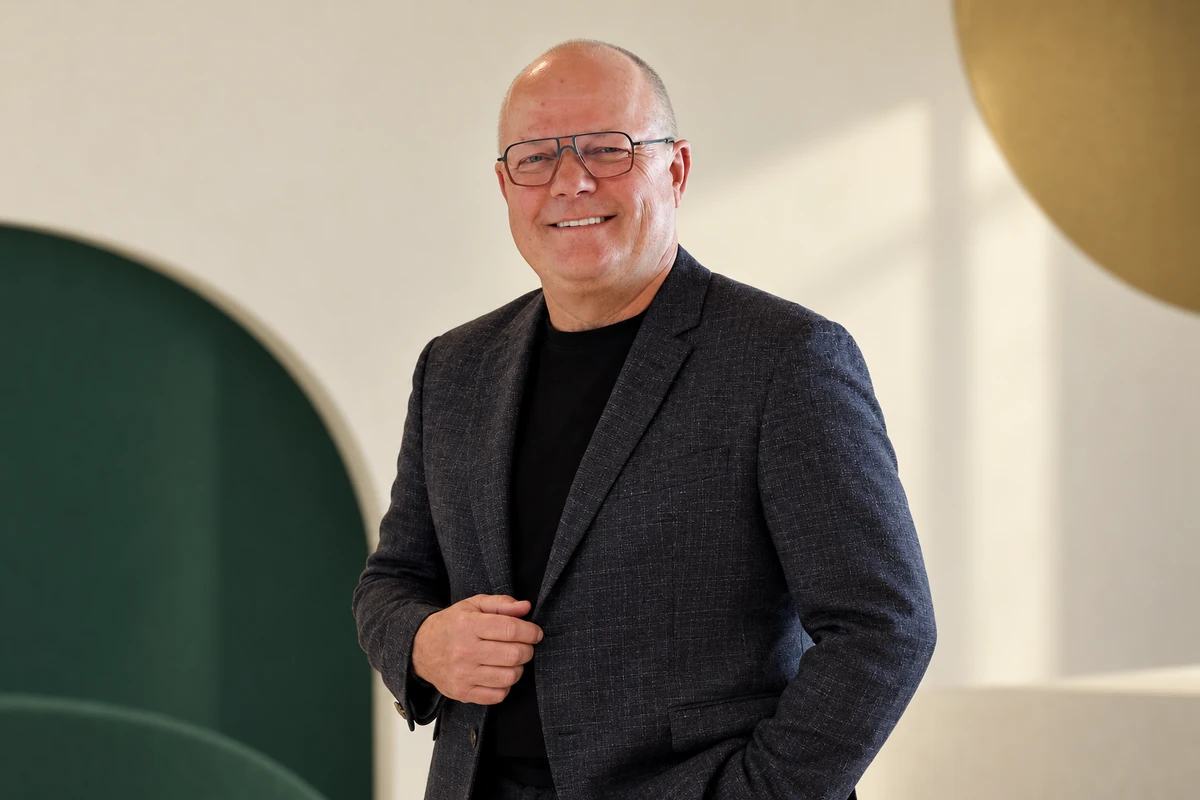 Portrait éditorial généré de Daniel Gauthier