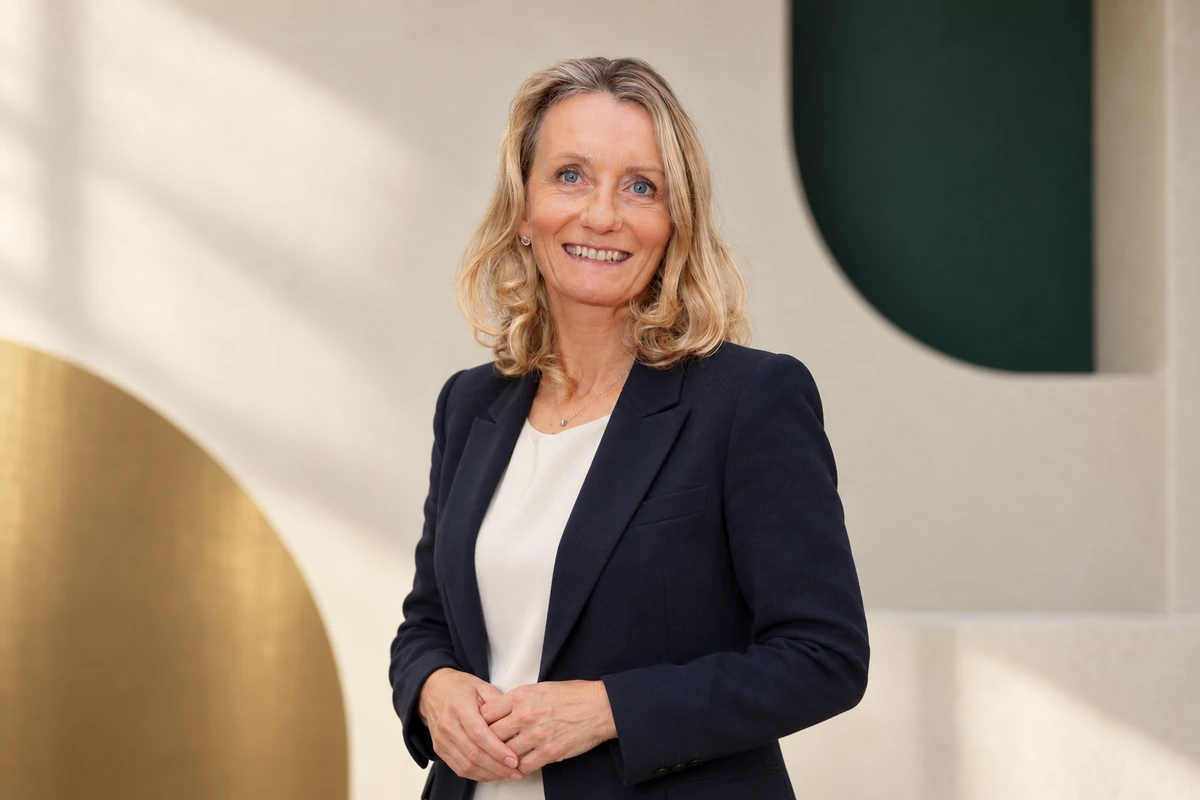 Portrait éditorial généré de Delphine André