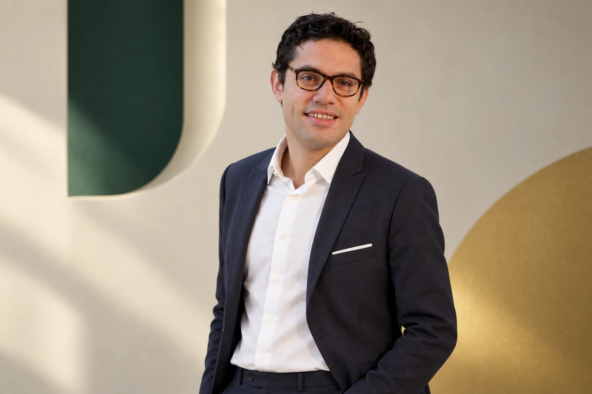 Portrait éditorial généré de Jonathan Benhamou