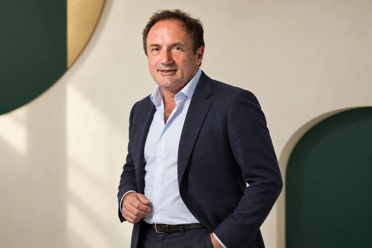 Portrait éditorial généré de Ludovic Le Moan