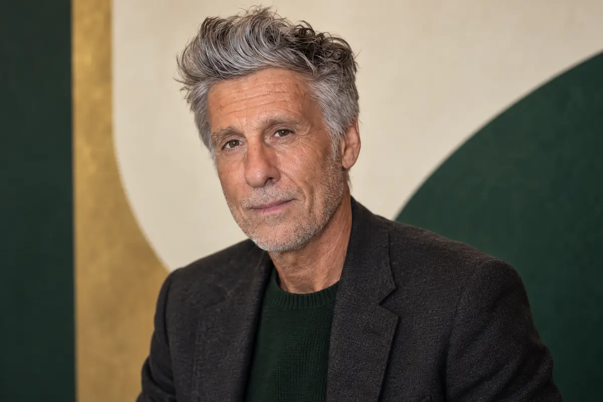 Portrait éditorial généré de Marc Simoncini