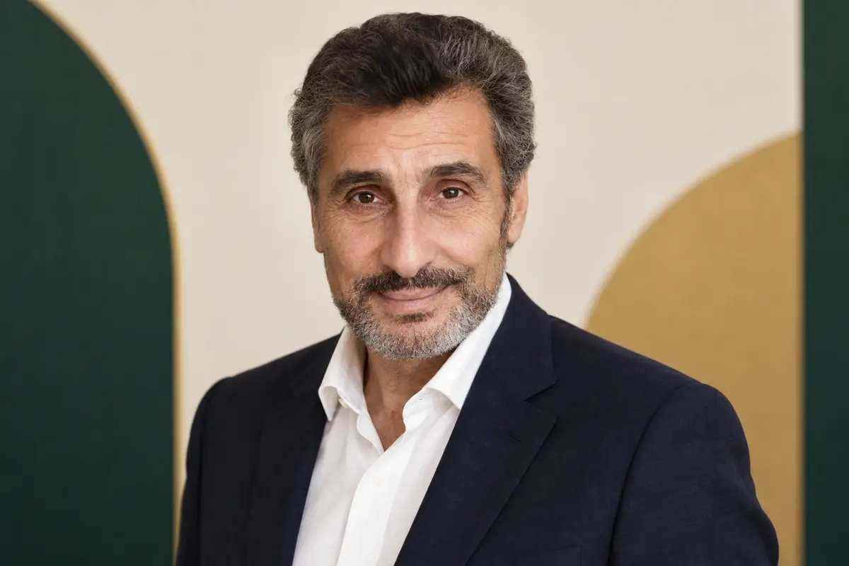 Portrait éditorial généré de Mohed Altrad