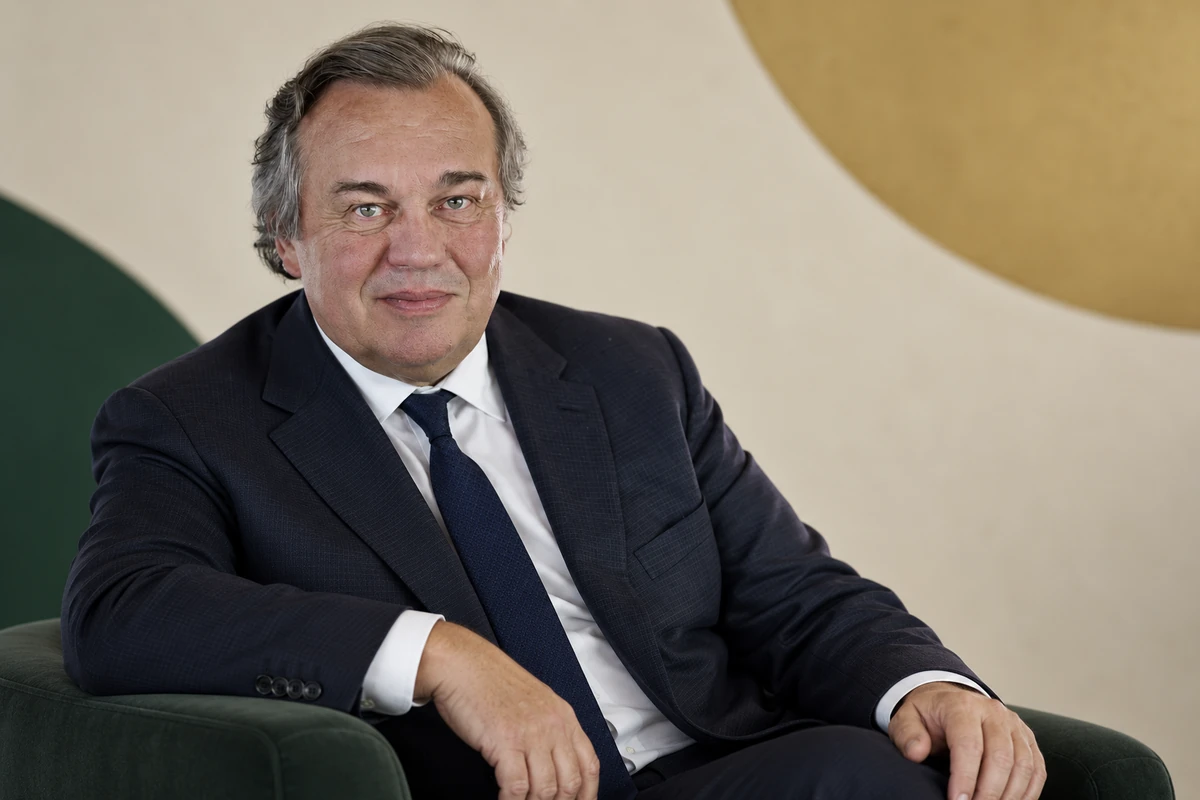 Portrait éditorial généré de Olivier Ginon