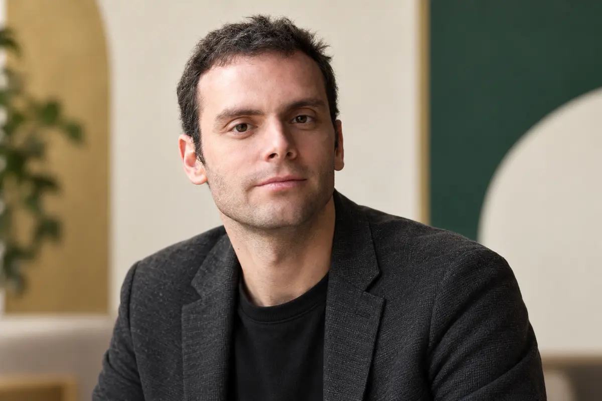 Portrait éditorial généré de Olivier Pomel