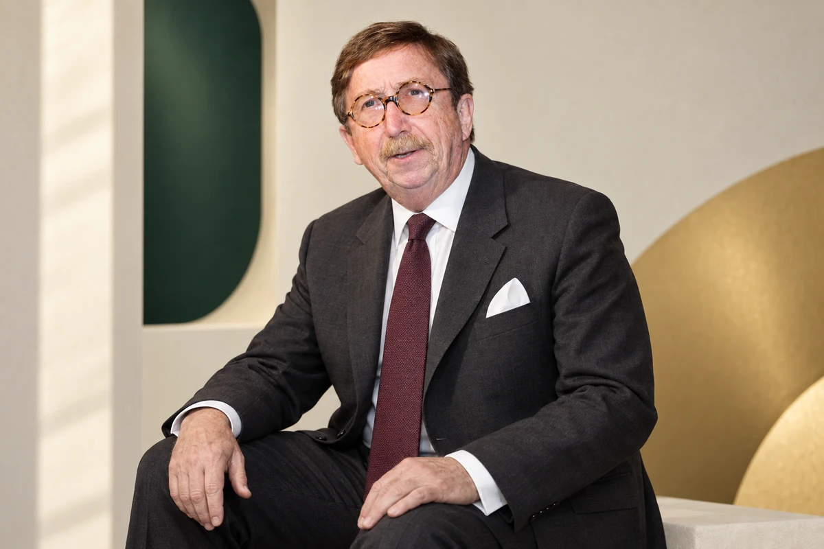 Portrait éditorial généré de Pierre Péladeau