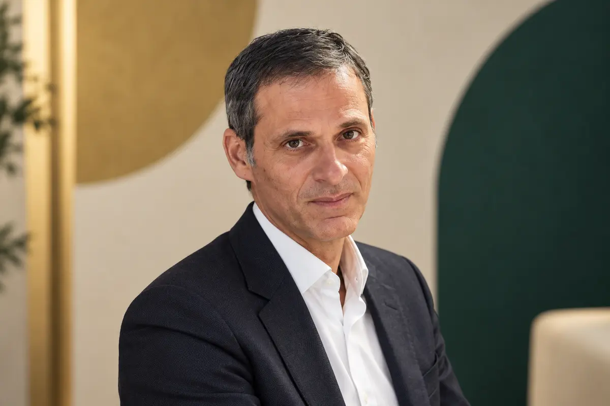 Portrait éditorial généré de Rodolphe Saadé