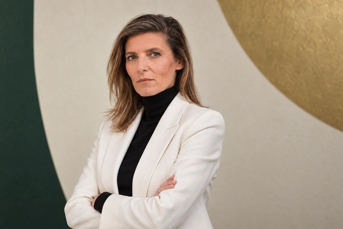 Portrait éditorial généré de Sophie Hersan